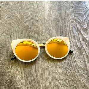 PRE-LOVED QUAY AUSTRALIA LAST DANCE CAT EYE SUNGLASSES